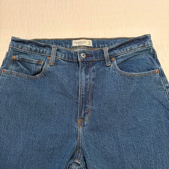 Abercromie & Fitch 90s Relaxed Jean High Rise Denim Jeans Womens 32/14 - Picture 5 of 8